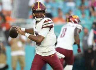 Jayden Daniels Impresses as Washington Commanders Quarterback | Deadspin news-25092024-095805