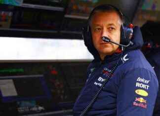 Courtenay Leaves Red Bull to Join McLaren F1 Team news-25092024-100003