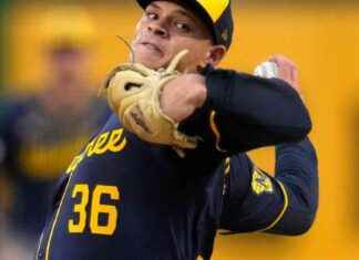 Willy Adames Joins 30-20 Club with 20th Stolen Base in Brewers’ Victory news-26092024-101850