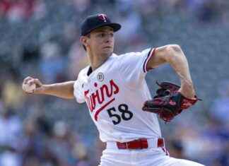 Twins Hire David Festa for Crucial Game Against Marlins news-26092024-193140