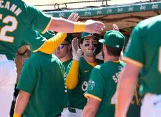 Oakland Athletics Win Final Game at Coliseum, Defeat Texas Rangers news-27092024-041046