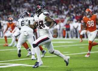 Texans RBs Joe Mixon and Dameon Pierce Injured, Miss Practice news-27092024-094047