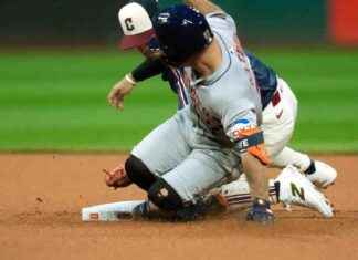 Astros Pitchers Shine in 5-2 Victory Over Guardians news-28092024-123833