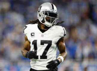 Davante Adams Trade Rumors: Raiders WR Eyes Move to Jets to Reunite with Aaron Rodgers news-04102024-001647