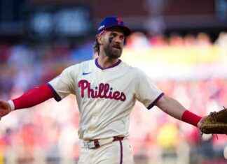 Mets Rally in 8th Inning to Beat Phillies 6-2 in NLDS Game 1 news-06102024-162014