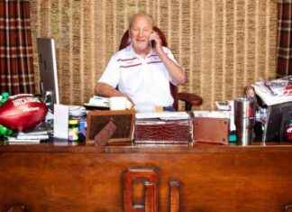 Barry Switzer: The King of Norman’s Unapologetic Legacy at 87 news-09102024-171312