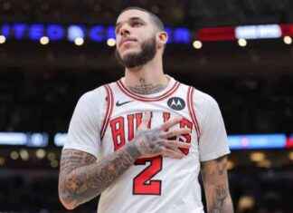 Lonzo Ball Returns Strong with 10 Points, Opens Up About Rehab: ‘All in the Past’ news-17102024-160242