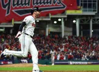 Yankees vs Guardians ALCS Thriller: Inside the Wildest Moments news-18102024-104200