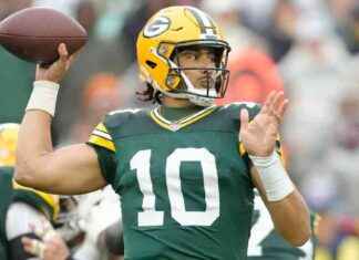 Week 7 NFL Picks: Packers vs. Texans, Vikings vs. Lions Predictions – CBSSports news-18102024-225303