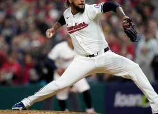 Cleveland closer Clase struggles as Yankees score 2 runs in ninth for 8-6 ALCS win news-19102024-105655