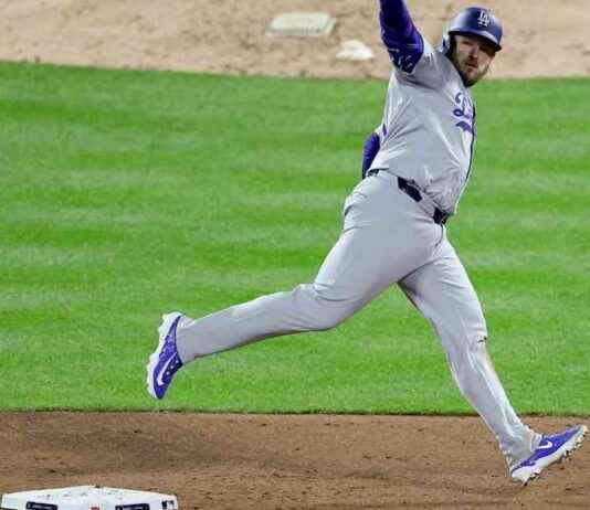 Max Muncy Sets Record: 12 Straight Plate Appearances in Single Postseason news-19102024-230315