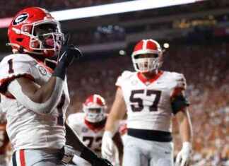 Week 8 College Football Highlights: Top Plays, Games, and Takeaways news-20102024-170915