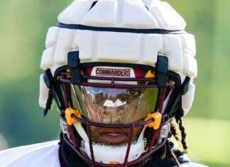 Protective Soft-Shell Helmet: Why Tua Tagovailoa Refuses to Wear Guardian Caps news-23102024-054830