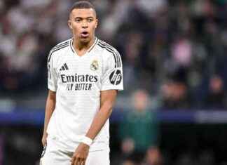 PSG to Take Legal Action After Kylian Mbappé Wage Dispute Ruling news-25102024-183009