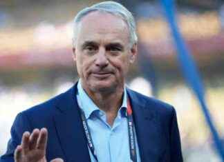 Tampa Bay Rays’ 2025 Plans: Rob Manfred’s Christmas Deadline news-27102024-071155