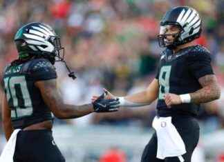 2024 College Football Week 10 Prediction: Oregon vs. Michigan Odds and Betting Line news-30102024-140717