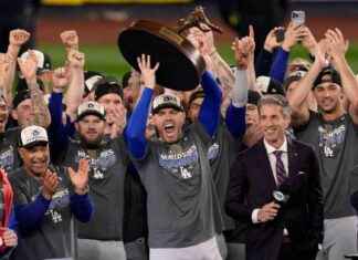 Freddie Freeman Named World Series MVP for Record 4 HRs, 12 RBIs news-31102024-144710