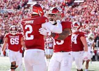 College Football Games Week 10: Playoff Race Heats Up with Record Number of Contenders news-01112024-112453