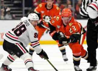 NHL Recap: Bedard Records 3 Assists in Blackhawks’ 4-2 Win Over Ducks news-05112024-042710