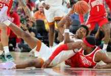 SEC Basketball: Texas Teams Upset in College Basketball Season Opener news-05112024-102734
