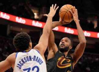 Cavaliers Make History with Perfect 10-0 Start under Coach Kenny Atkinson news-09112024-164747