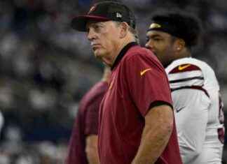 Ex-NFL Coach Jack Del Rio Arrested for Operating Vehicle While Intoxicated news-11112024-211013