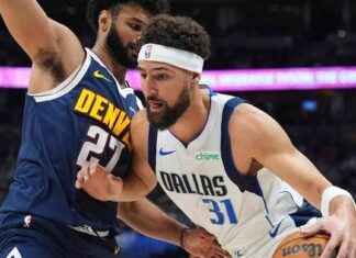 Klay Thompson Tribute: Warriors Celebrate His Return to Chase Center vs. Mavericks news-12112024-031332