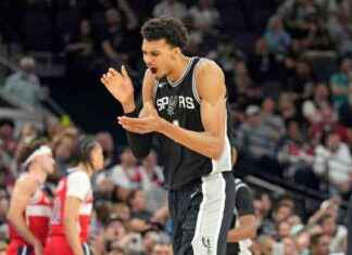 Victor Wembanyama Makes NBA History with 50-Point Game for Spurs news-14112024-165449