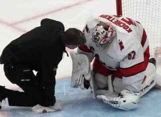 Utah Dominates with 3 Goals in 2.5 Minutes, Vejmelka Shines with 49 Saves – 4-1 Victory over Hurricanes news-15112024-050049