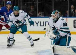 Rangers Beat Sharks 3-2 with Goals from Zibanejad, Vesey, and Trocheck news-16112024-064545