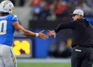 Chargers vs. Bengals: Late Game Shake-up Highlights Impact of Jim Harbaugh – ESPN news-18112024-130201