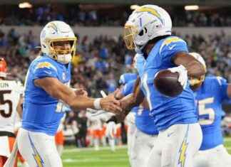 NFL Week 11 Recap: Key Questions and Takeaways for Every Game news-18112024-190415