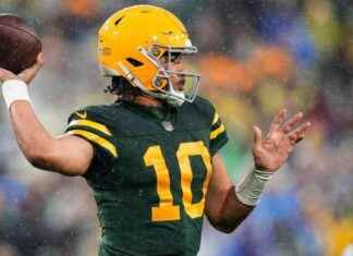 NFL Week 12 Odds & Predictions: Model Simulates Games 10,000 Times news-21112024-234532