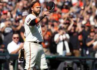 Brandon Crawford, 2-Time World Series Champion with Giants, Announces Retirement news-28112024-051759