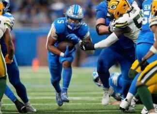 Lions Go All-In on Campbell’s Gamble for Walk-Off Win vs. Packers lions-go-all-n-on-campbells-gamble-for-walk-off-win-vs-packers