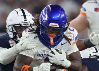 Penn State Halts Jeanty’s Record Pursuit in Resolute Decision penn-state-halts-jeantys-record-pursuit-in-resolute-decision