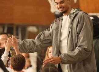 Victor Wembanyama Unveils New Outdoor Courts for Kids in Hometown victor-wembanyama-unveils-new-outdoor-courts-for-kids-in-hometown