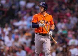 Alex Bregman Rejects Big Contract to Join Red Sox alex-bregman-rejects-big-contract-to-join-red-sox