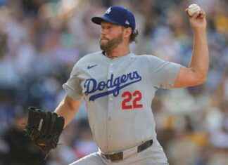 Clayton Kershaw Returns for 18th Season with Dodgers: World Series Hunt clayton-kershaw-returns-for-18th-season-with-dodgers-world-series-hunt