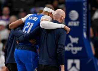 Dallas Mavericks’ Daniel Gafford Out Six Weeks with Knee Injury dallas-mavericks-daniel-gafford-out-six-weeks-with-knee-njury