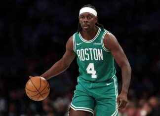 Jaylen Brown urges Jrue Holiday to be more aggressive jaylen-brown-urges-jrue-holiday-to-be-more-aggressive