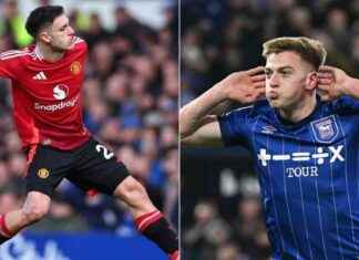 Man United vs. Ipswich Town Live Stream: TV Channel, Start Time, Lineups man-united-vs-pswich-town-live-stream-tv-channel-start-time-lineups