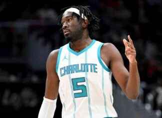 Mark Williams Reacts to Failed Lakers Trade: Ready to Play mark-williams-reacts-to-failed-lakers-trade-ready-to-play