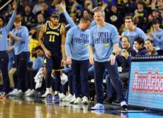 Michigan Basketball: Dusty May Signs Multi-Year Contract Extension michigan-basketball-dusty-may-signs-multi-year-contract-extension