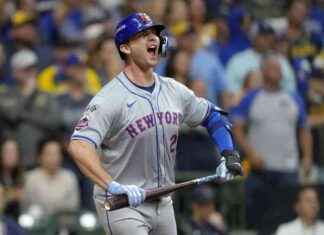 Pete Alonso and Mets Reunite: Details of 4-Time All-Star Agreement pete-alonso-and-mets-reunite-details-of-4-time-all-star-agreement