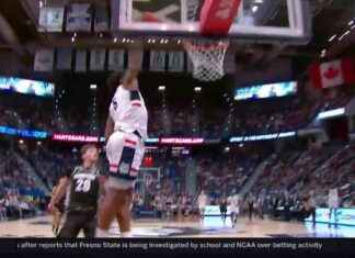 Tarris Reed Jr. Dominates with Turnover and Slam Dunk tarris-reed-jr-dominates-with-turnover-and-slam-dunk