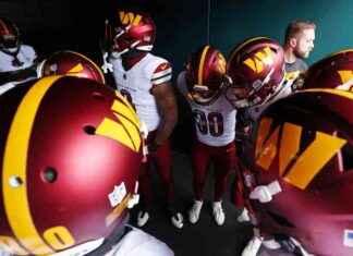 Top Trade Destination for Former NFL Offensive Player of the Year top-trade-destination-for-former-nfl-offensive-player-of-the-year