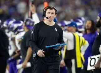 Vikings Young Offensive Assistant Joins Jaguars Coaching Staff vikings-young-offensive-assistant-joins-jaguars-coaching-staff