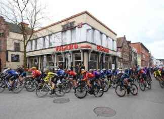 Watch Omloop Het Nieuwsblad 2025: Start Time, TV Channel, Live Stream watch-omloop-het-nieuwsblad-2025-start-time-tv-channel-live-stream