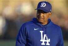 Dave Roberts and Dodgers Nearing Record Extension Deal dave-roberts-and-dodgers-nearing-record-extension-deal